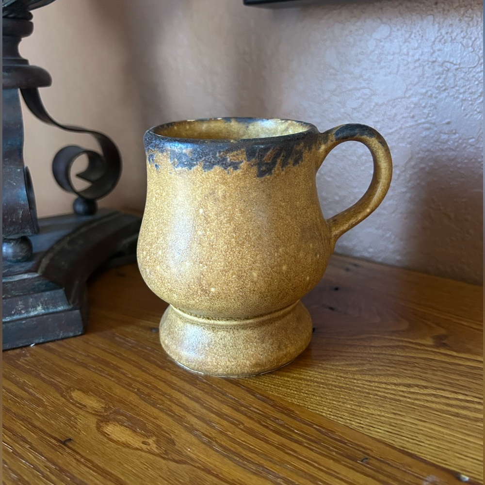 McCoy USA 7112 Mug pedestal footed brown clay rustic coffee mug